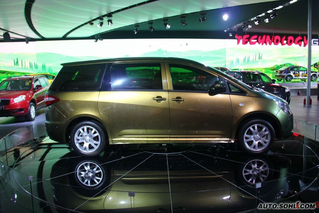 帝豪ev8车展实拍