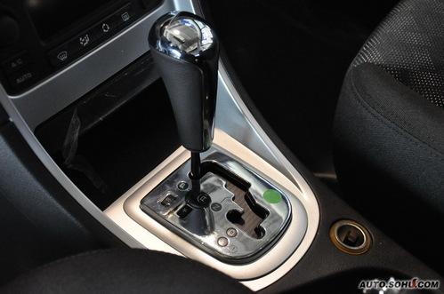 独家曝光标致408参数配置和油耗_标致408车友