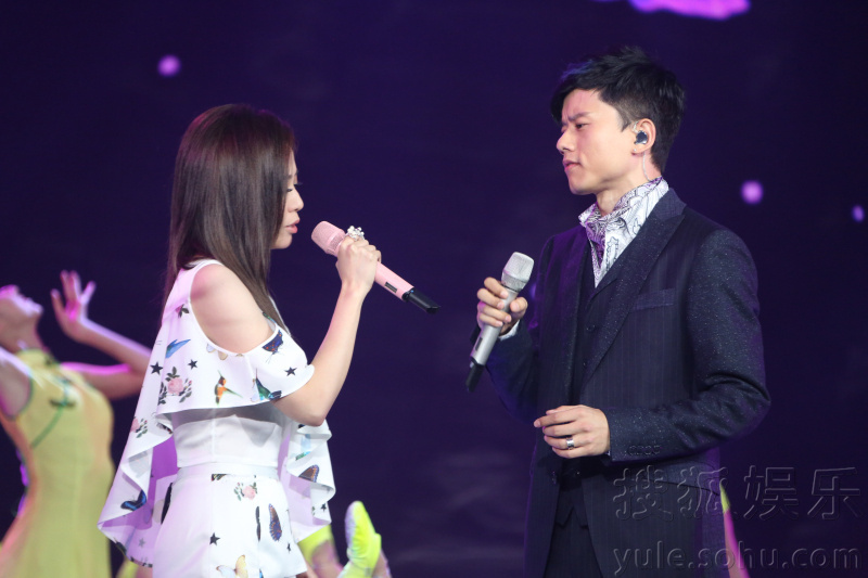 综艺明星到我家完整版 Img7218615_f.jpg