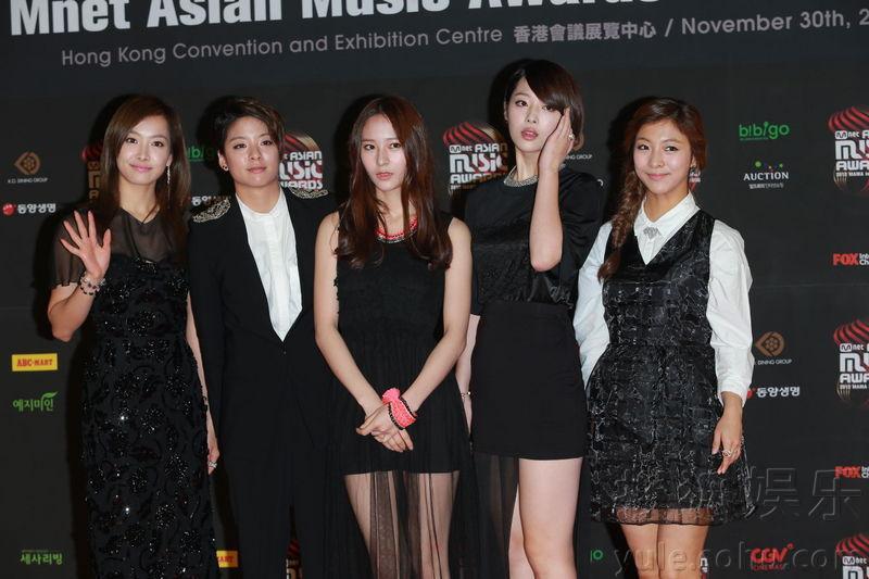 2012MAMA音乐颁奖礼 EXO崔智友领衔红毯星阵