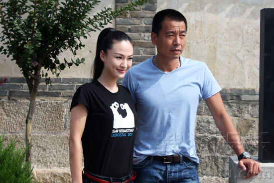 《战雷神》开播发布会 于越王挺共谱战火爱情