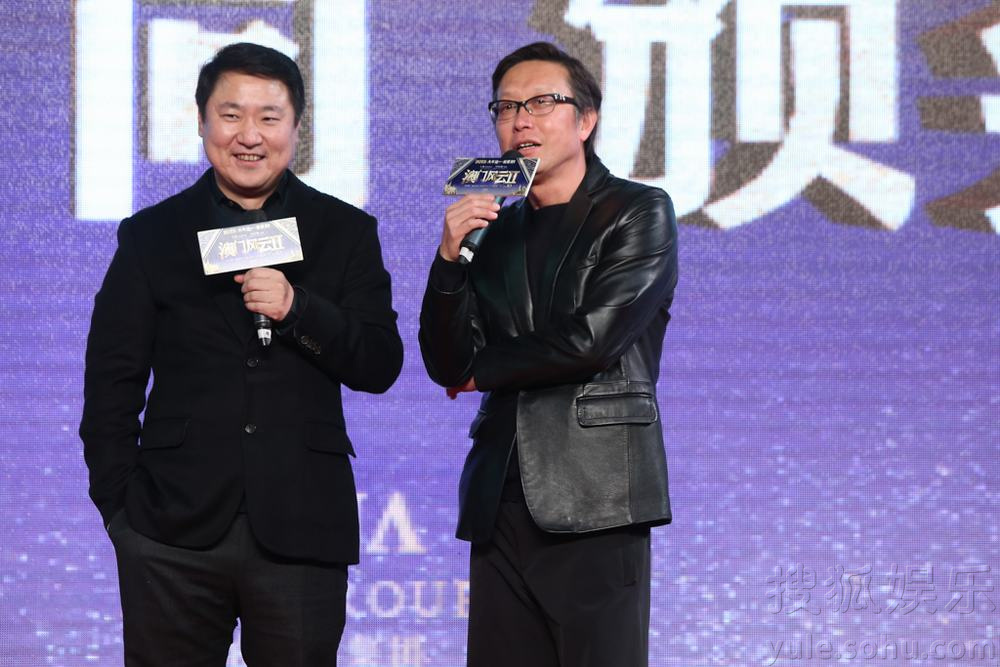 小龙虾每亩一年收入_明星一年的收入