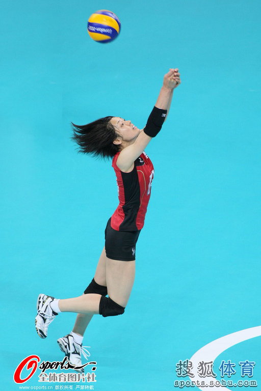 高清图:<em>女排小组赛</em>俄罗斯胜日本 高防守稳胜局