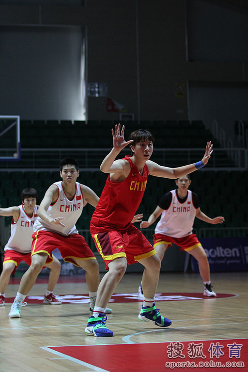 Img7934055_f.jpg