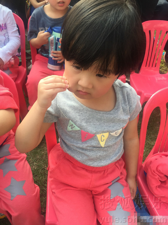 Img8077963_f.jpg