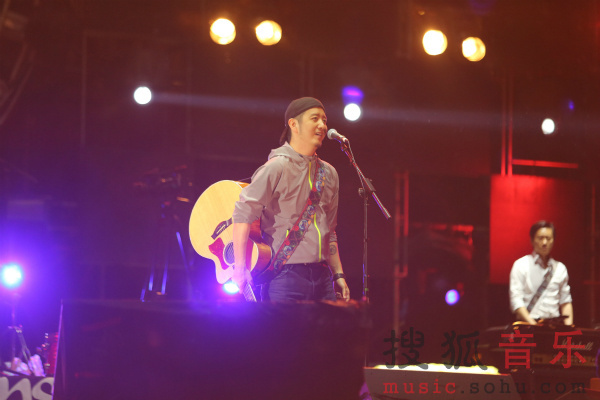 Img7714967_f.JPG
