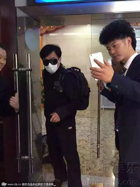 孟非激怒成龙_成龙演唱会2018收入