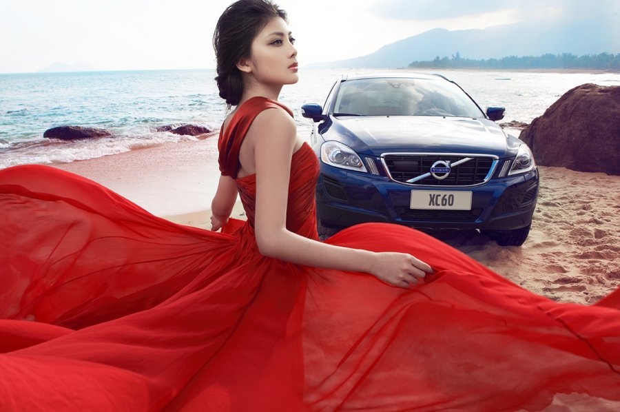 高清:沃帆赛FanGirl时尚<em>大片</em> <em>香车美女</em>动感魅影