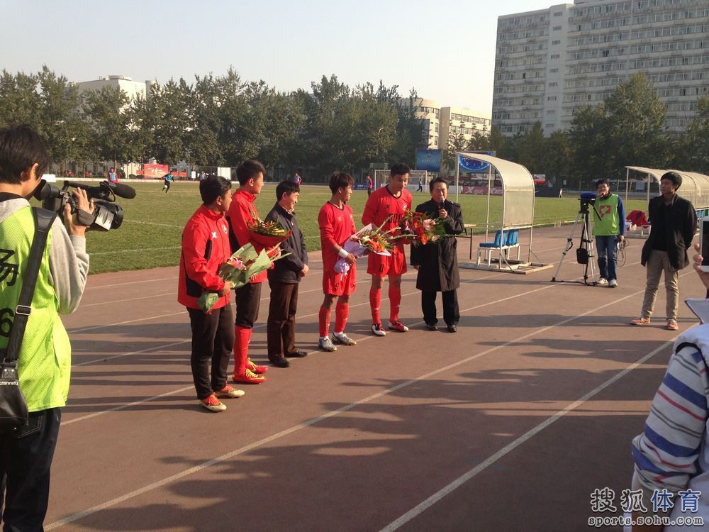 校队_校队图片大全_图片久久