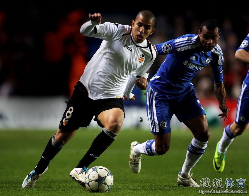 意主帅评32强头牌:布冯领衔众将 普帅眼光好怪