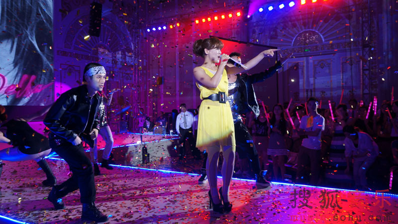 丁当真爱好难得聆听会感叹爱情如歌-聆听会