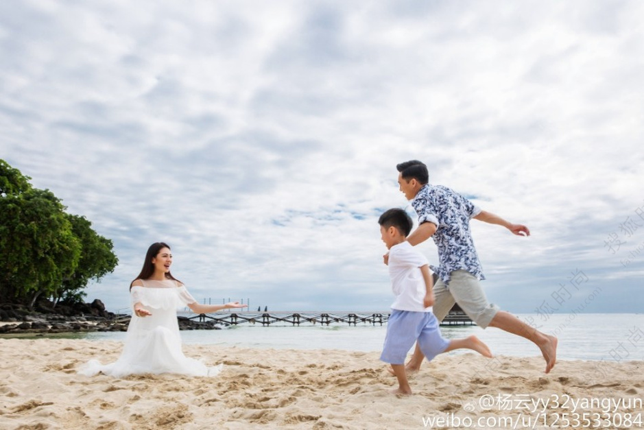 杨威夫妇赴毛里求斯拍大片7964203-搜狐时尚
