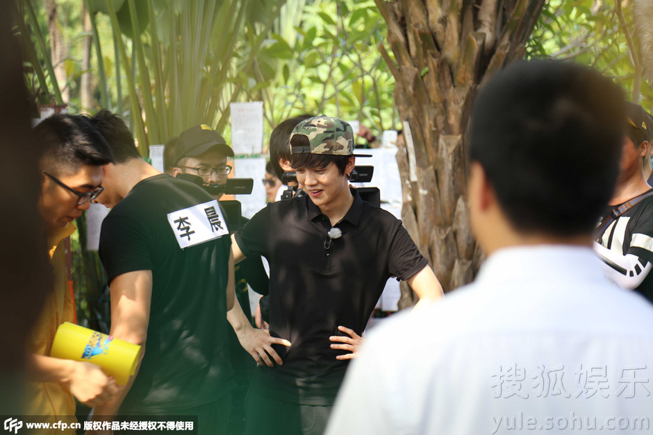 最萌年龄差!李晨与鹿晗录跑男 被问范爷引尖叫