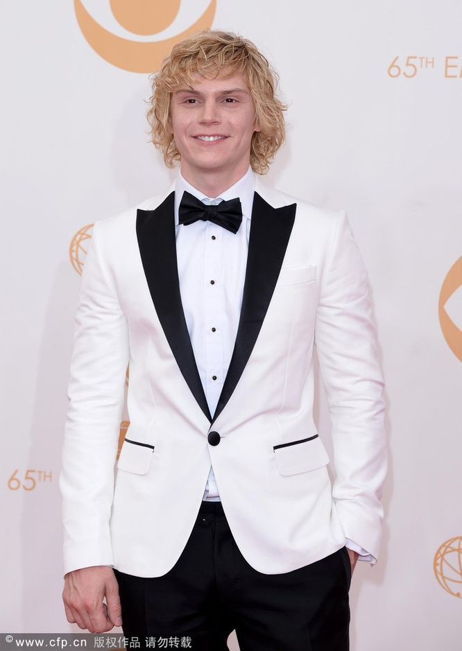 第65届艾美红毯-《美国怪谭》伊万-彼得斯现身5547503-娱乐频道图片库-大视野-搜狐