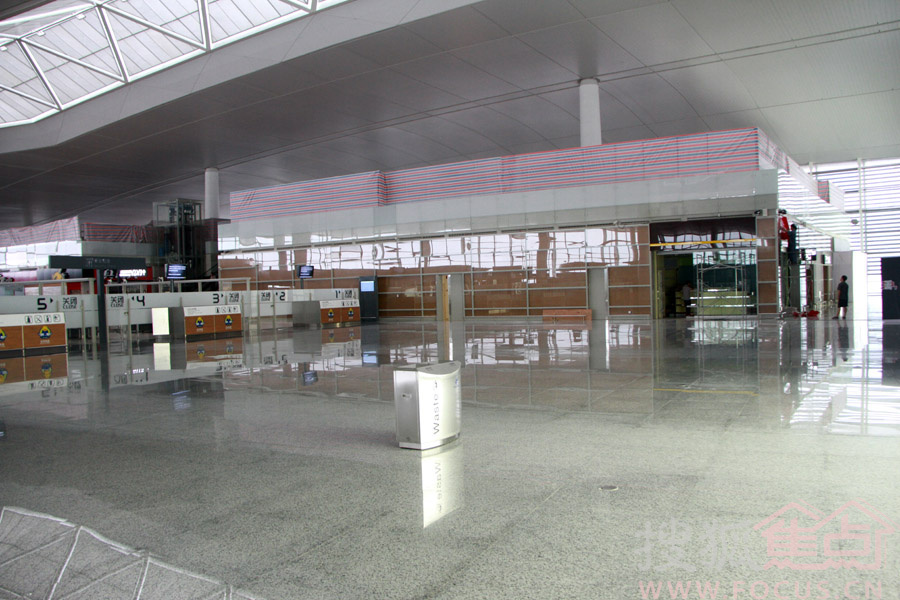 南京禄口机场T2航站楼启用 T1航站楼暂停使用