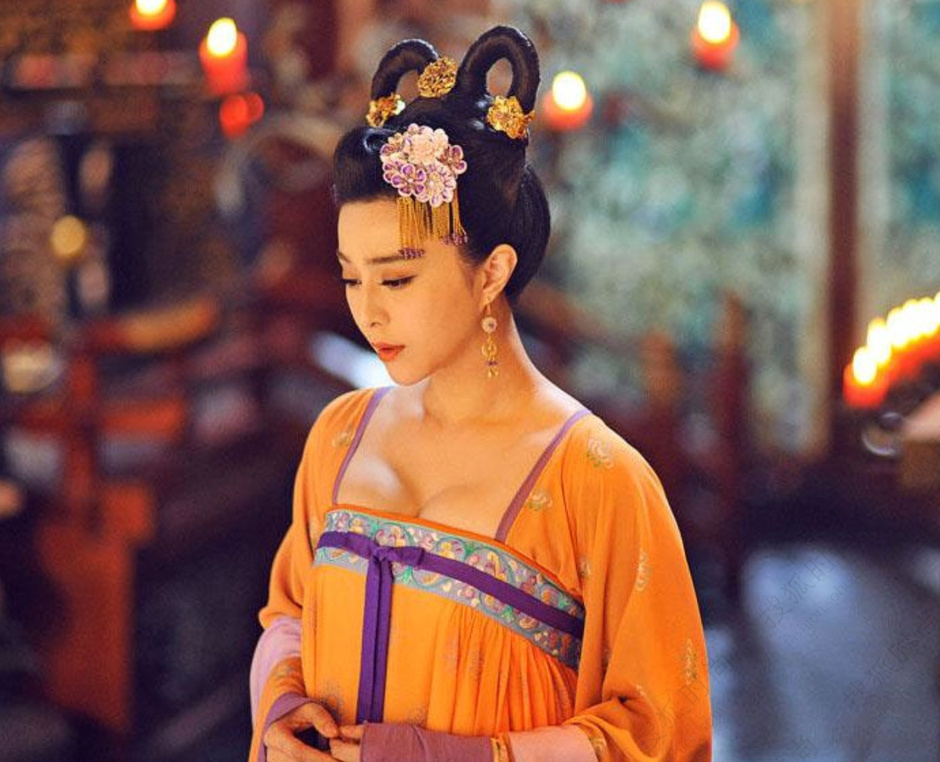 范冰冰翻版传奇<em>女人武则天</em> 曝雍容剧照62612