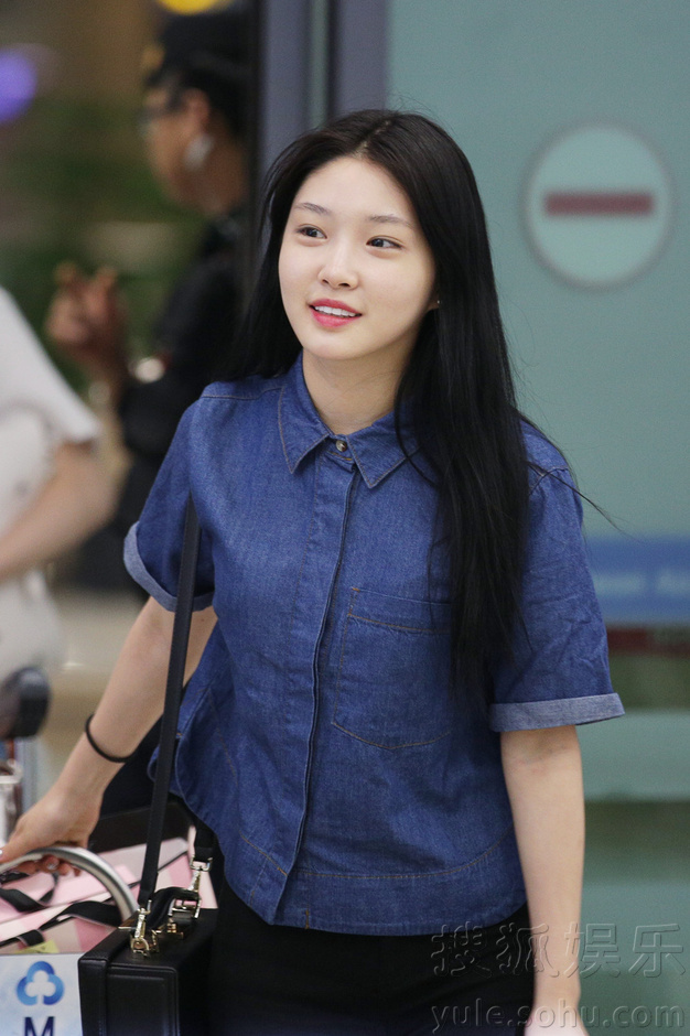 I.O.I结束美国行程返韩 超高人气机场遭围堵862