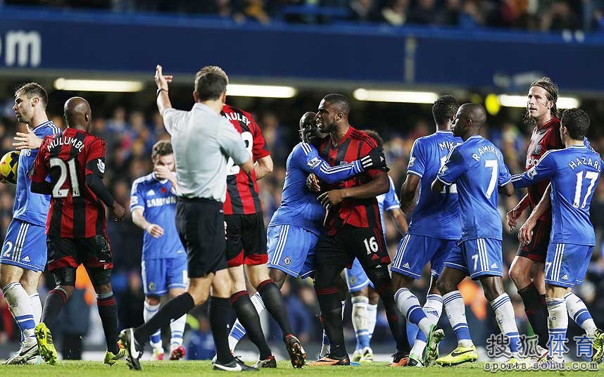 盘点穆帅争议瞬间:戳巴萨主帅眼珠 令名哨退休