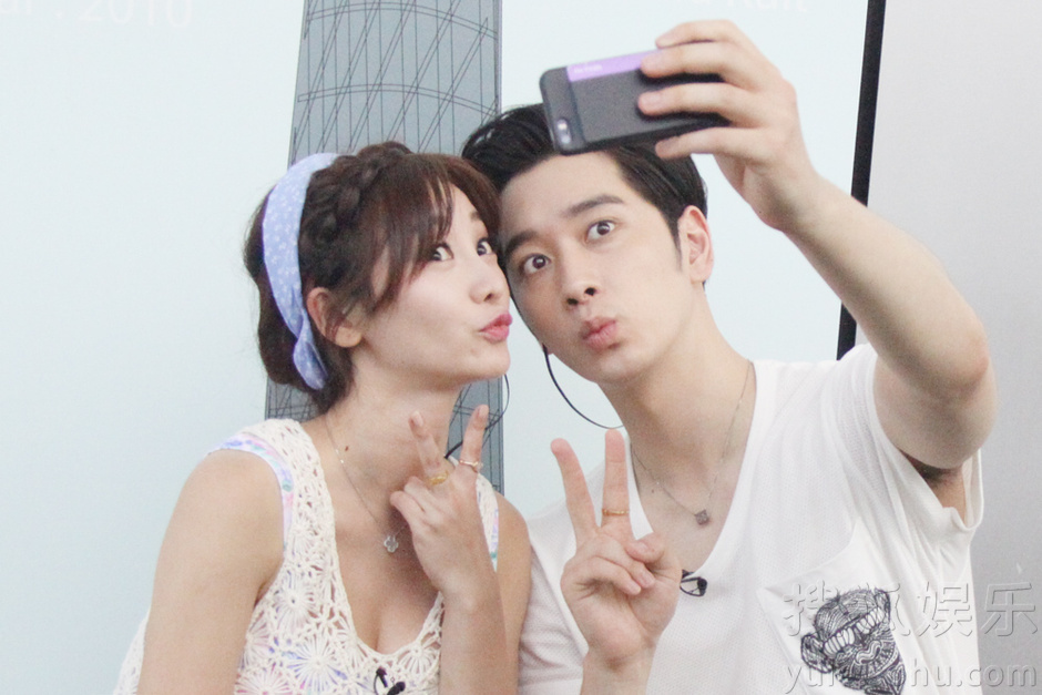 柳岩黄灿盛澳门塔顶空中漫步 街头互拍跳广场舞7010231-娱乐频道图片库-大视野-搜狐