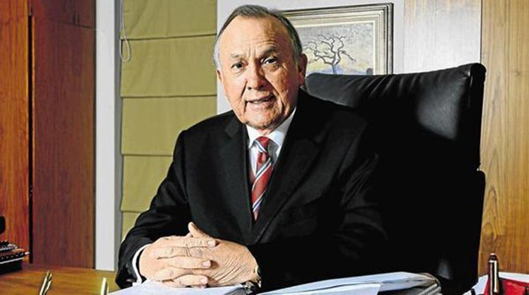 马云晋升中国新首富!各国首富都做啥?707383