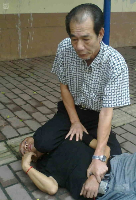 文章配图