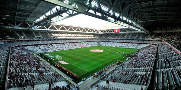 皮埃尔莫鲁瓦球场:里尔主场 法国最佳球场之一