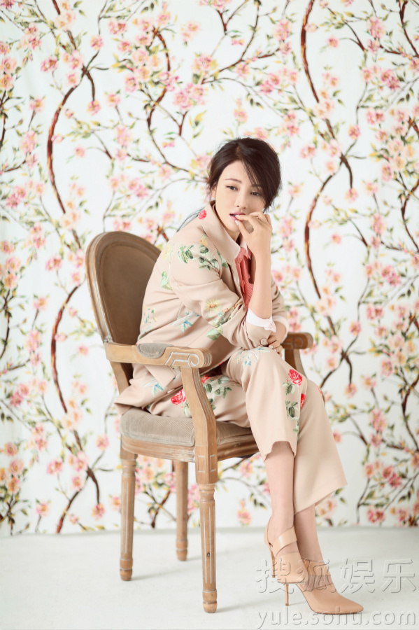 管乐老公look曝光a管乐西装攻情趣十足什么没电力女王原因图片