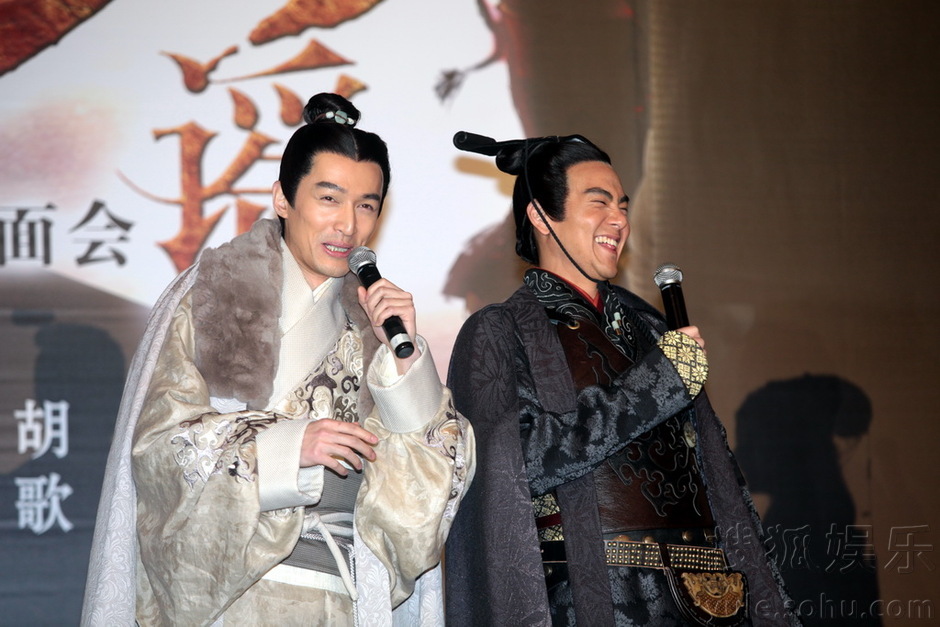 【论坛】┊◆ 图片┊ 大漠谣》象山开机 刘诗诗