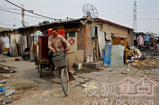 最底层百姓生活实录:活在北京垃圾村6931039