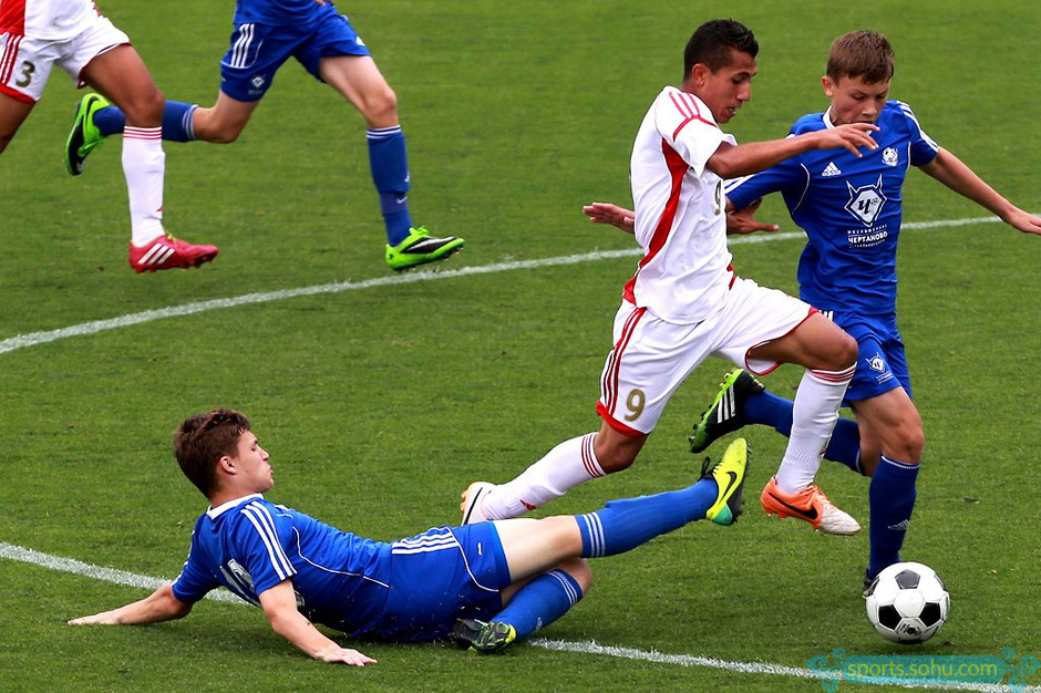 高清:东京U14国际足球邀请赛 揭秘日本青训营