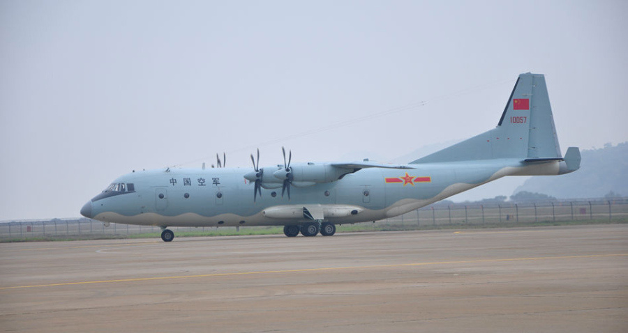 9运输机,是由中国航空工业集团公司陕西飞机工业(集团)有限公司(简称