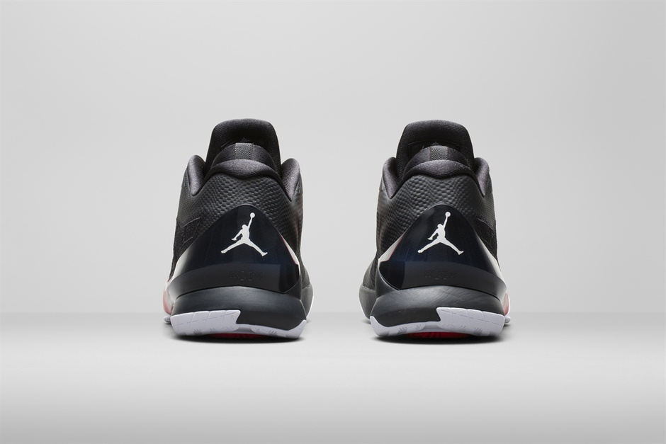 高清:飞行速度灵感 Jordan CP3.VIII X7075355