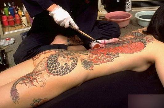 组图:中国日本<em>女生校服照</em>