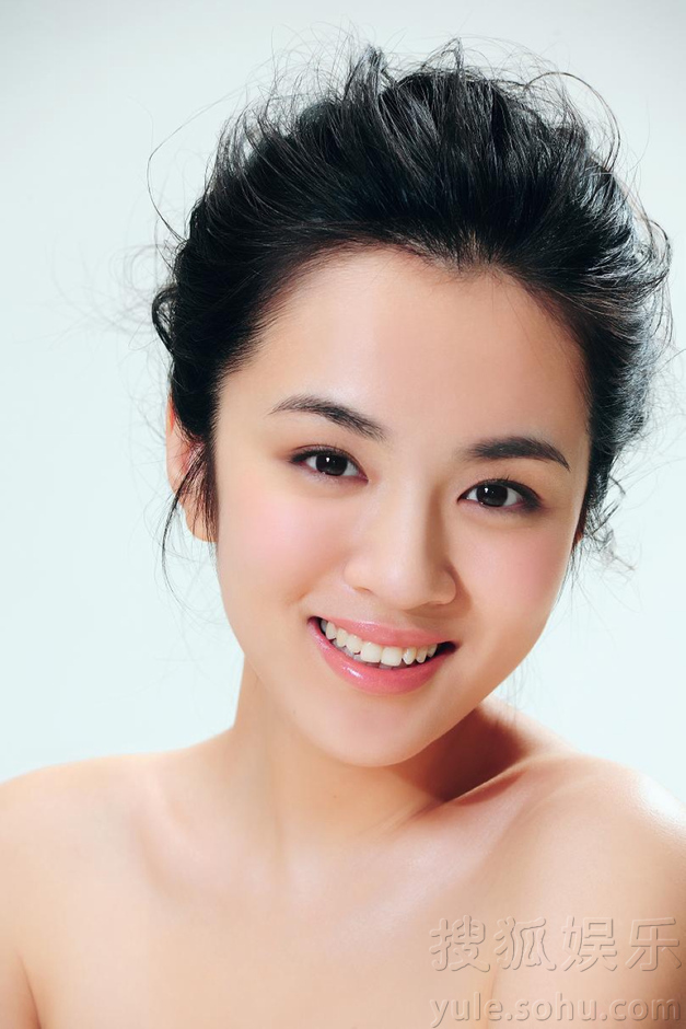 王晓晨最新写真秀华美气质图片