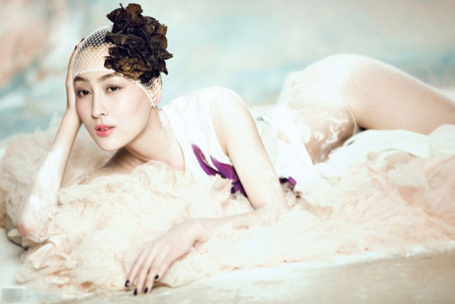 杨幂穿连体<em>睡衣</em>默认怀孕 女星<em>睡衣照</em>大搜罗59