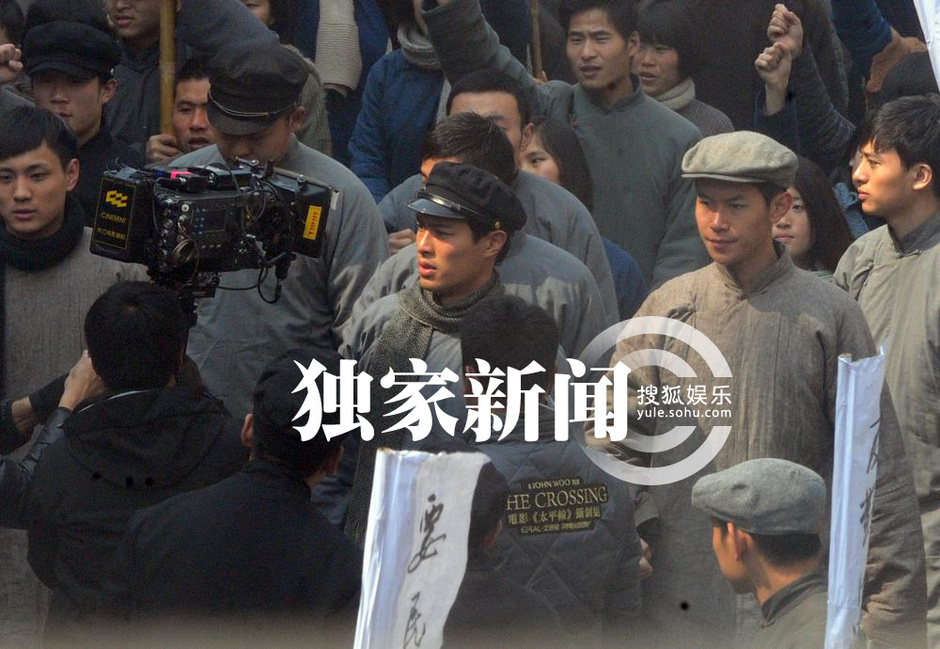 独家:《生死恋》热拍 杨佑宁带领学生游行632