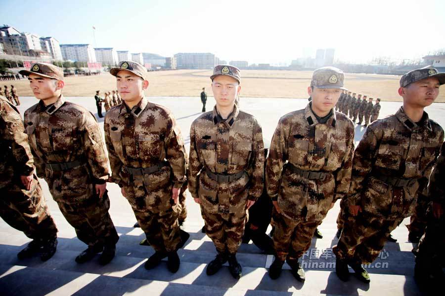 济南军区司令部新兵训练(1/4)
