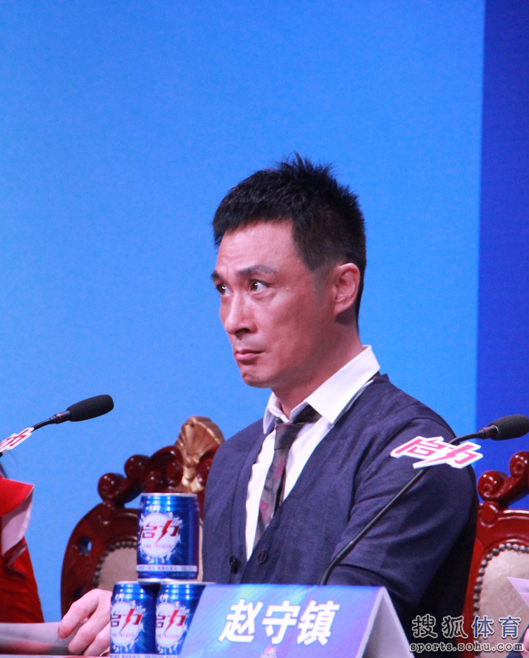 启力足球宝贝图片