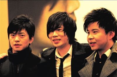 水木年华成员天津被打 打人者要求<em>卢庚戌</em>下跪
