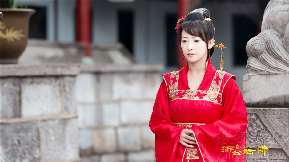 《新济公活佛》昨晚开播 首部3D电视剧收视第