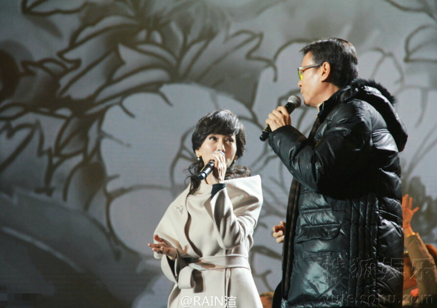 再续前缘!郑少秋赵雅芝25年后合体演出(组图)