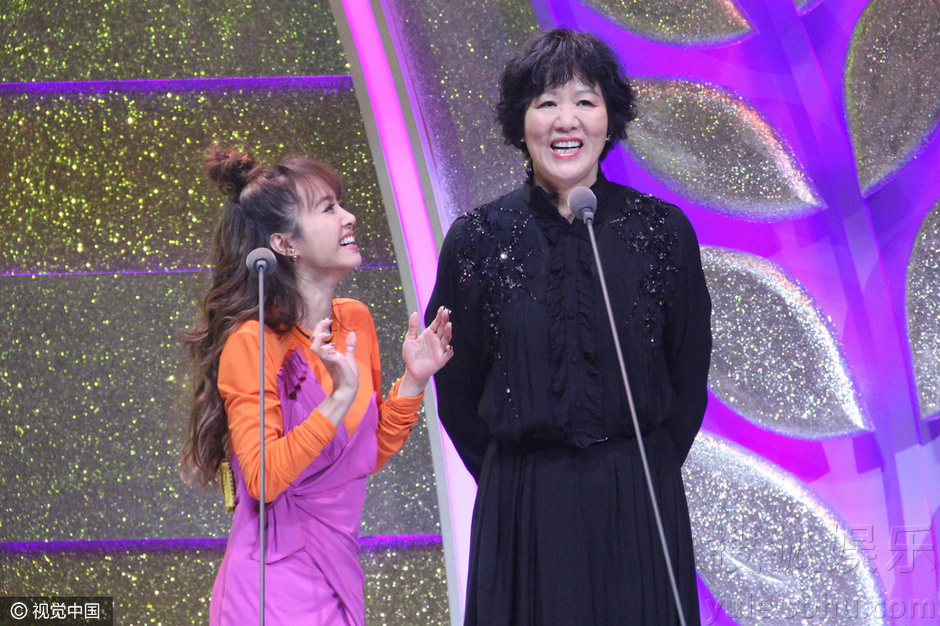 蔡依林扎丸子头少女可爱 与郎平成最萌身高差8844075-娱乐频道图片库-大视野-搜狐