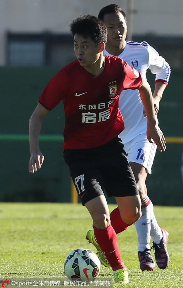 高清:恒大热身里皮观战 两新援未登场郑龙复出