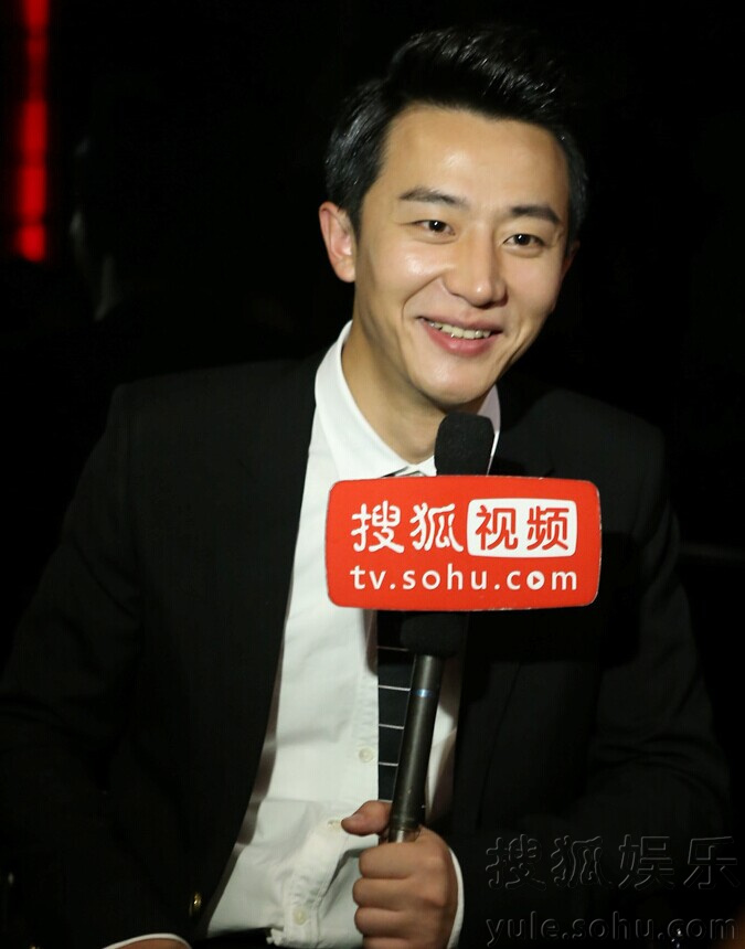 麻辣对话丨黄轩:拍床戏挺累的,生理没快感736