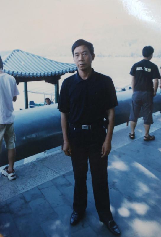 刚刚发生校园惨案:湖南一校长被人砍死! - 俊哥儿 - 俊哥儿的博客(热点透视军情解密名人真相) 刚刚发生校园惨案:湖南一校长被人砍死! - 俊哥儿 - 俊哥儿的博客(热点透视军情解密名人真相)