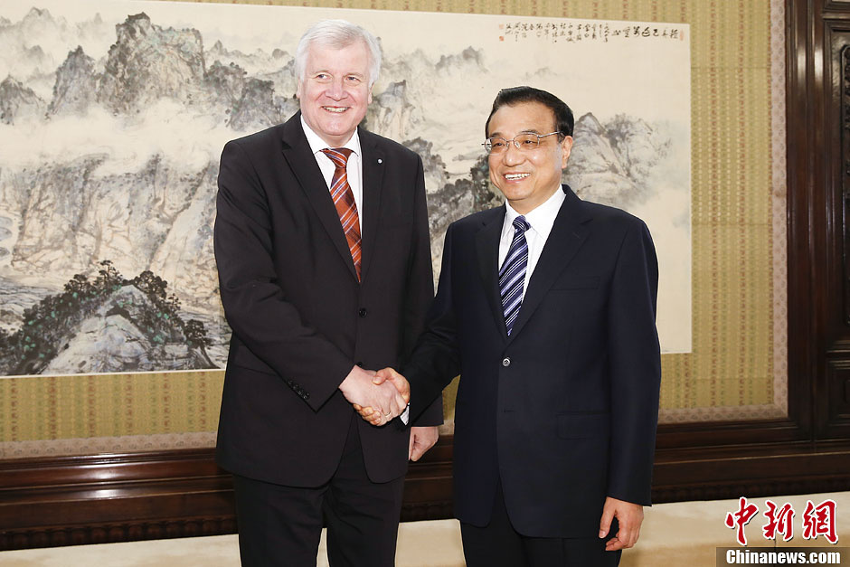 习近平曾获药厂10号球衣 李克强获拜仁8号(图