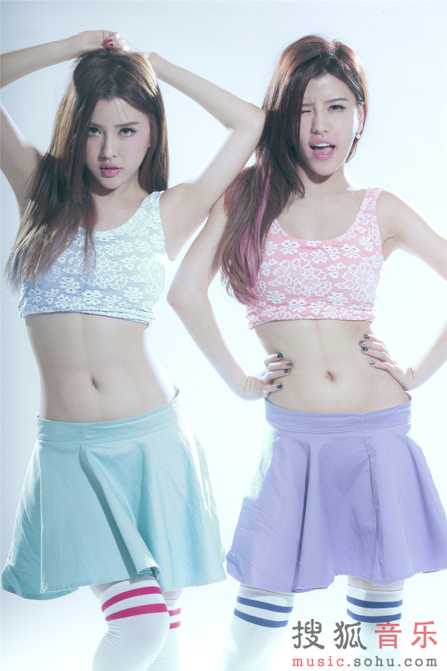 BY2变身小腰精 露<em>马甲线</em>玩诱惑5483683-音