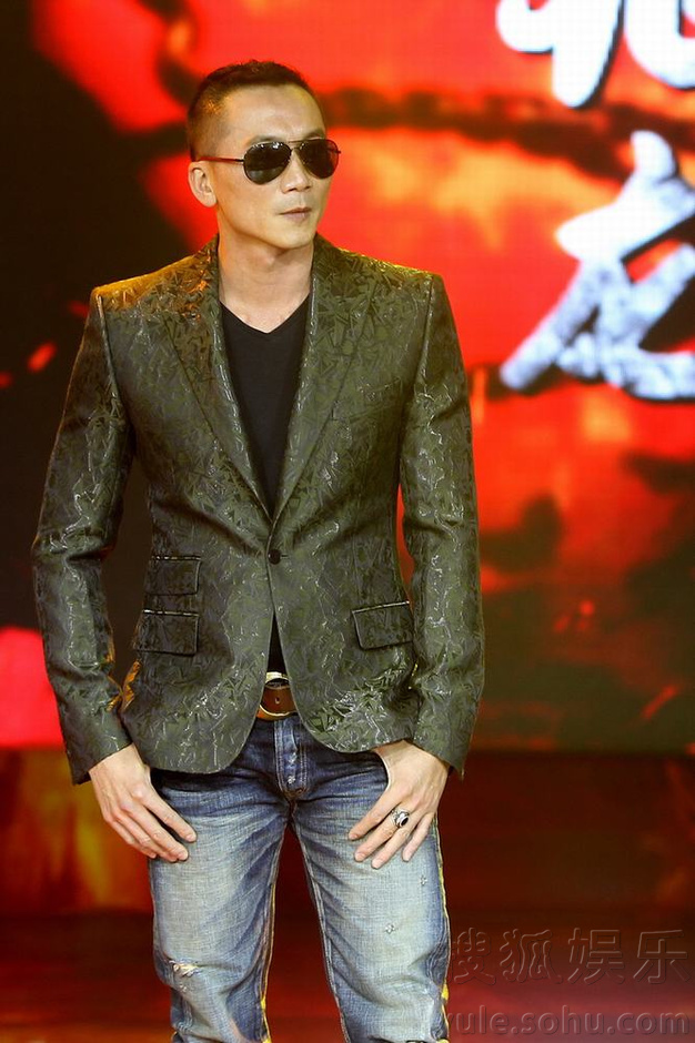 陈嘉上谈《名捕》不忠原著:福尔摩斯不也搅基