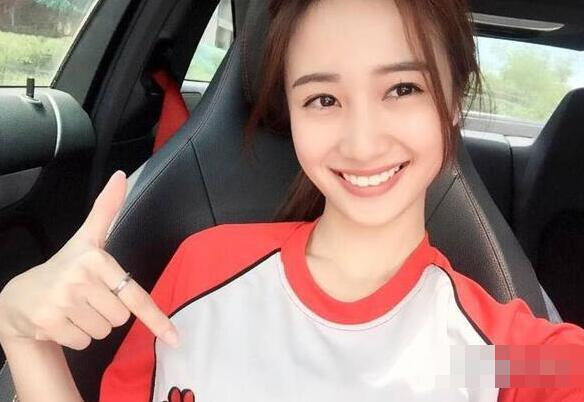 越南版奶茶妹走红 笑容甜美神似Baby-娱乐频道