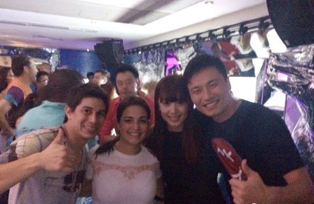 郜林张琳芃妻子微博晒出狂欢照,其中cba名将朱芳雨也来助兴,孔卡,郜林